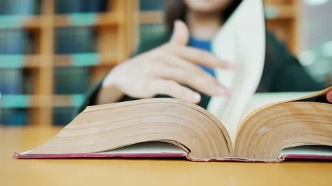 Read a book Video stock 150402315