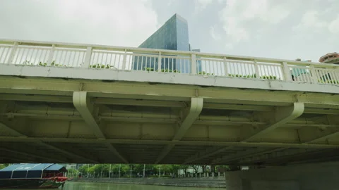 Read Bridge seen from below, Singapore Stockbeeldmateriaal 218571066