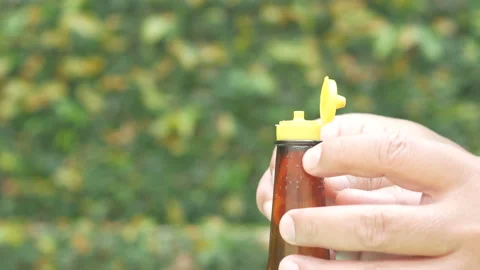 Read literally blind On condiment bottles Stock Footage 154781133