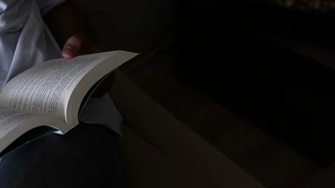 Reading Book Background 4K / 25fps Stock Footage 96687658