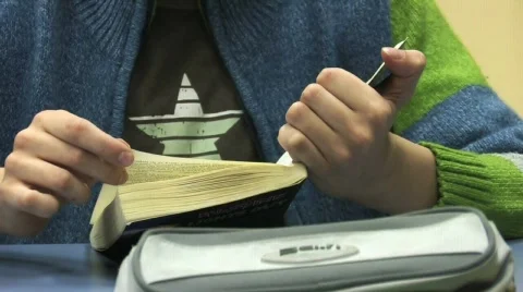 Reading a book, HD 720 스톡 동영상 357309