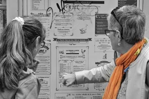 Reading before eating Foto stock