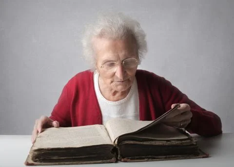 Reading old lady Stock Photos