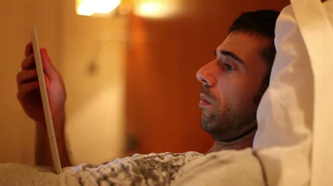 Reading on tablet Stock Footage 29156644