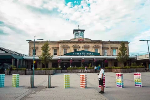 Reading UK, Train station pub Hyperlapse Stock Footage 147671811
