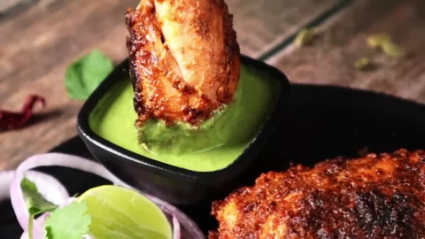 Ready to eating Grilled Chicken served on Plate Video stock 286790619