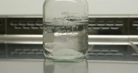 Reagent dissolution Stock Footage 110921991