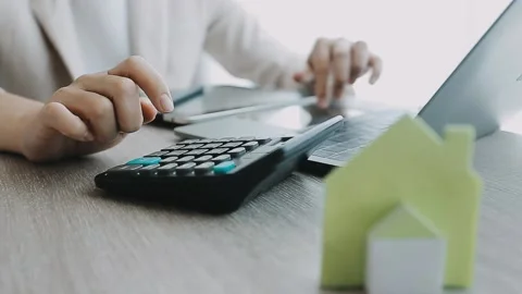 Real estate broker agent presenting and consult to customer to decision mak.. Stock Footage 236833463