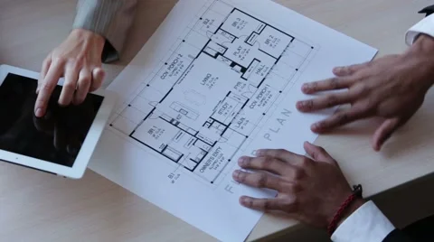 Real estate broker using a tablet Stock Footage 42369302