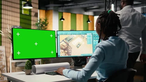Real estate expert uses software and green screen to plan construction structure Stockbeeldmateriaal 316795726