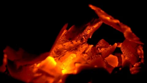Real fire close up with burning in Slow motion of Flame on fire. It beautiful re Vídeo Stock 83487011
