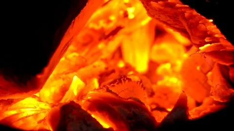 Real fire close up with burning in Slow motion of Flame on fire. It beautiful re 库存影片 83487372