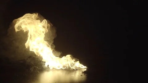 Real Fire ignition for vfx compositing S-log T006 Vidéo 76202409