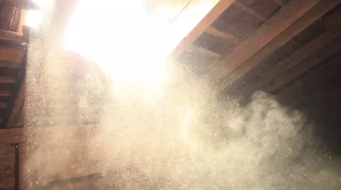 Real particles of dust in a sunbeam from the window Vídeo Stock 47869063