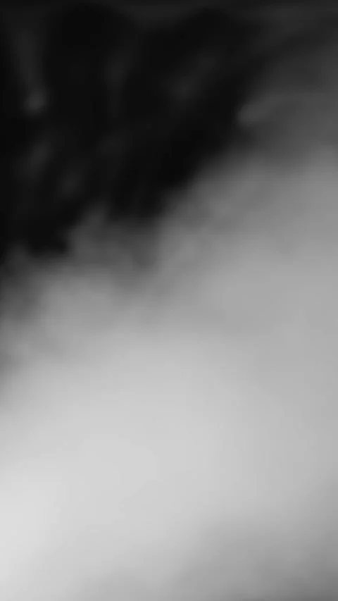 Real Smoke Effect Vertical Video Stockbeeldmateriaal 334883526
