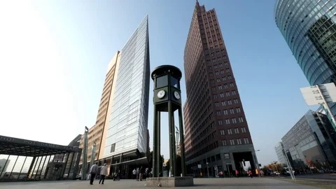 Real time of Potsdamer Platz in Berlin 스톡 동영상 81565062