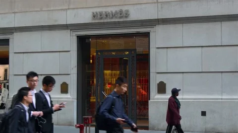 A real time shot of Hermès New York Wall Street boutique in New York. Stock Footage 63343062