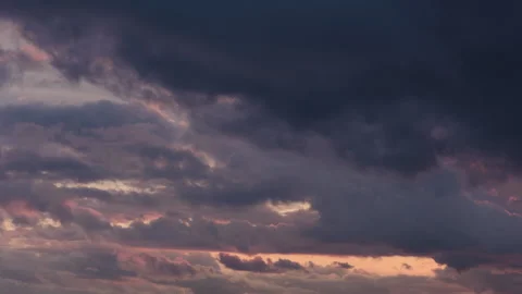 Real time summer sunset skyscape with moving clouds Stock Footage 282573877