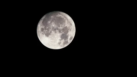 Real-time UHD shot of the moon Stock-Footage 106080203