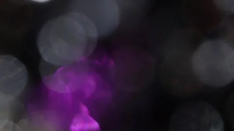 Real video of light refraction from full-screen pale blue and purple bokeh light Vídeos de archivo 318124429