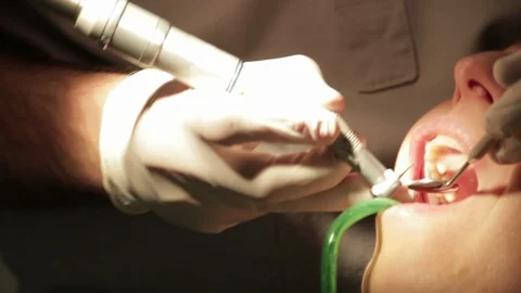 Reapair teeth Stock Footage 106538981