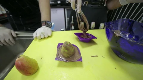 Рear chocolate dessert 動画素材 97200409