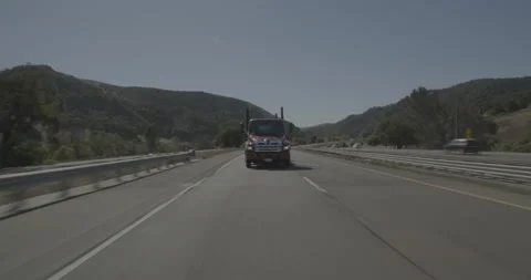Rear driving plate - Highway 101 at Higuera Street, San Luis Obispo Stockbeeldmateriaal 294785117