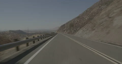 Rear driving plate - Highway 180 at Mile 85, Yokuta Valley Stockbeeldmateriaal 295201468