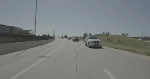 Rear driving plate - Highway 25 at Lincoln Ave Denver 库存影片 289063146