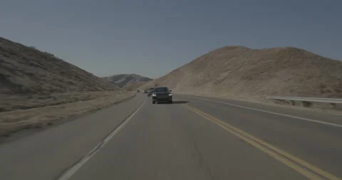Rear driving plate - Highway 46 at Mile 7, Cambria Vídeo Stock 294944331