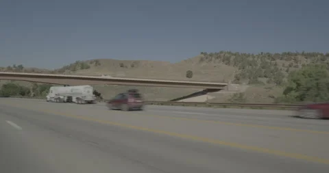 Rear left driving plate - Highway 160 at Highway 550 Durango Vídeo Stock 288538128