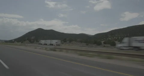Rear left driving plate - I-15 at Mile 103 Beaver Vídeos de archivo 288474892