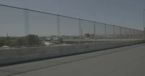 Rear right driving plate - Colfax Avenue at Highway 25 Denver Stockbeeldmateriaal 289091035