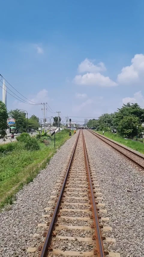 Rear view of long railway tracks Video stock 337402918
