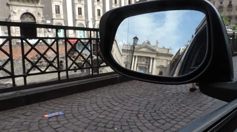 Rearview mirror in Italy. Видео 30488253