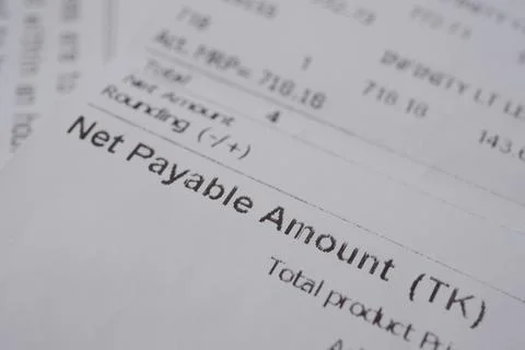 Receipt showing net payable amount for a purchase Stock Photos