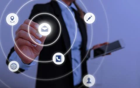 Receive the pending e-mail communication, New messages on mobile smartphone Stockfoto's