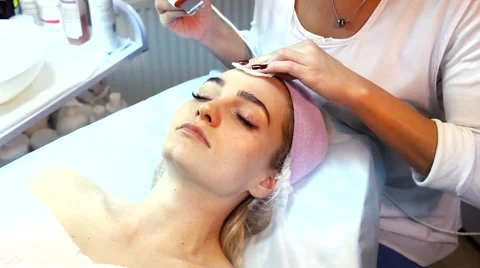 Receiving cleansing therapy Stock Footage 63224146