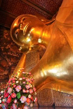 Reclining buddha image Stock Photos
