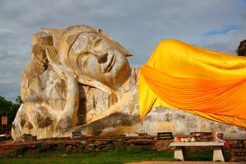 Reclining buddha Stock Photos