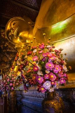 Reclining buddha Stock Photos