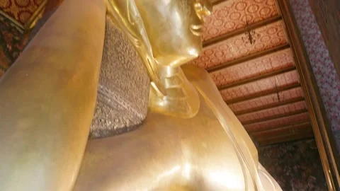 Reclining Buddha statue, Wat Pho, Bangkok, Thailand Vidéo 337151396