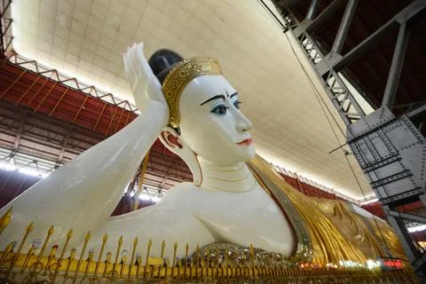 Reclining buddha yangon Stock Photos