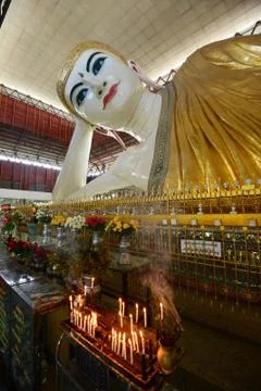 Reclining buddha yangon Stock Photos
