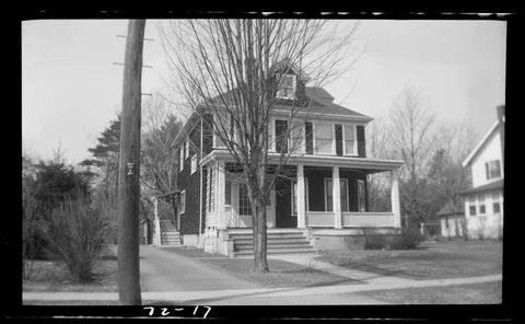 RECORD DATE NOT STATED 17 Coulton Park , Houses. Needham Building Collecti... Fotos de archivo