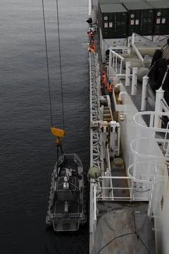 RECORD DATE NOT STATED 220928-N-DK042-1085 KUSHIRO PORT, Japan (Sept. 28, ... Photos