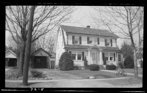 RECORD DATE NOT STATED 5 Coulton Park , Houses. Needham Building Collectio... Fotos de archivo