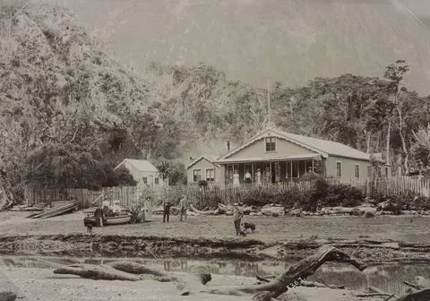 RECORD DATE NOT STATED  Accomodation House and People, The City, Milford S... Stock Photos