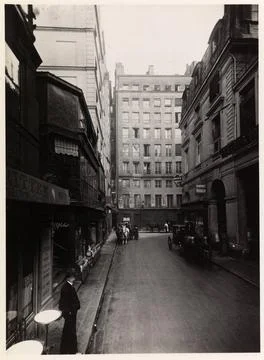 RECORD DATE NOT STATED  Angle of rue de Valois and rue Beaujolais. Paris (... 写真素材
