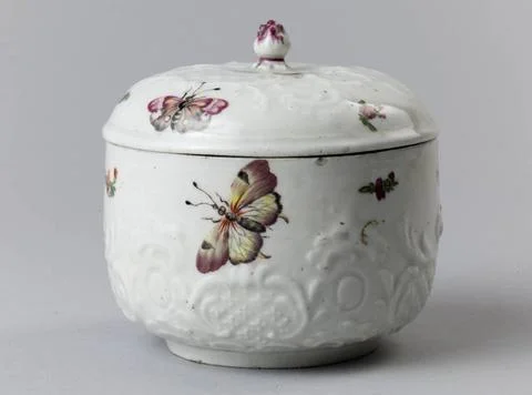 RECORD DATE NOT STATED  Anonymous. Candy and lid with naturalistic decor .... 库存照片